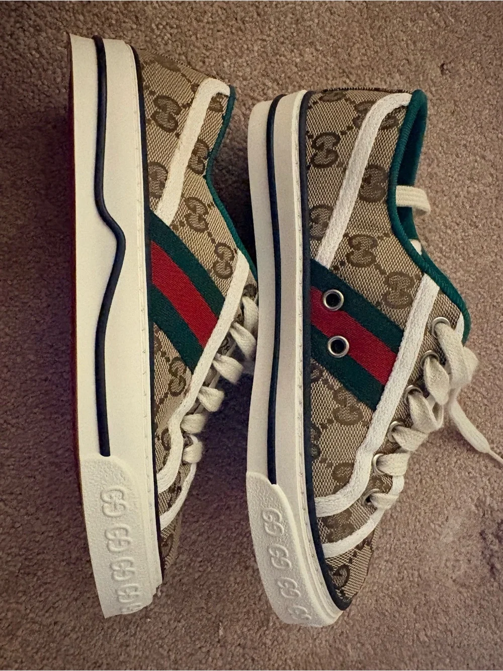 Gucci Beige GG Canvas Low-Top Sneakers with Green and Red Stripe